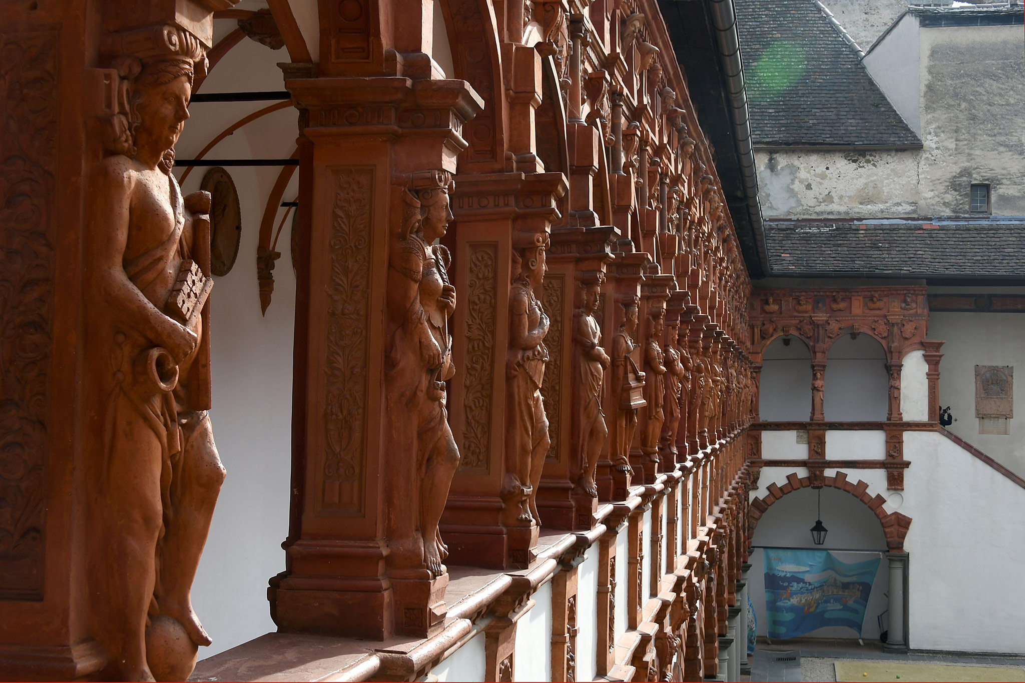 Schallaburg (Photo license: CC BY 2.0)